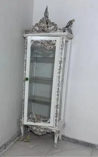 بوفه سفید