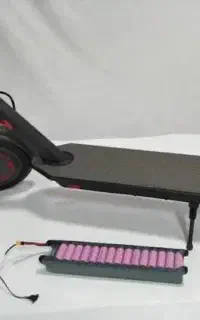 تعمیر و تعویض باتری اسکوتر برقی و افزایش برد حرکت