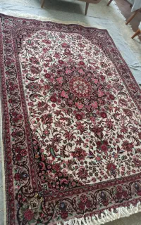 فرش دست باف آهنین بیجار