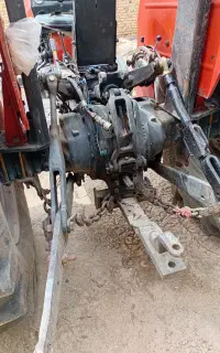 تراکتور مدل ۸۵