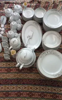 چینی ۱۸ نفره پردیس