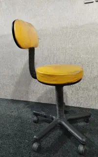 صندلی چرخ‌دار