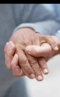پرستار سالمند خانم