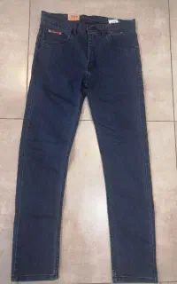 شلوار جین مارک Levis