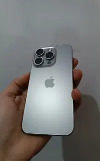 iPhone 15 pro درحد آک