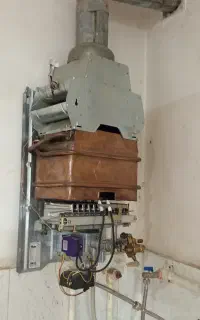 آبگرمکن دیواری بدون شمعک