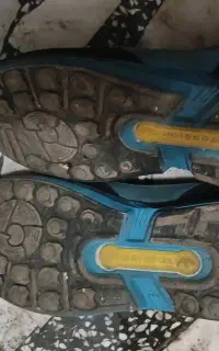 یک جفت کفش کتانی آدیداس  مردانه