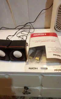اسپیکر و کابل HDMI