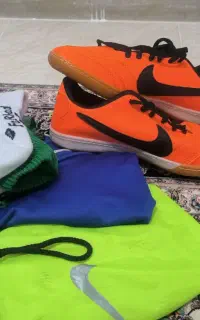 کفش فوتسال
