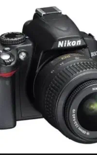 دوربین عکاسی نیکون NIKON D3000 در حد نو