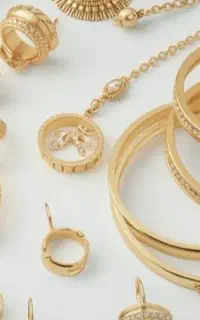 فروش چهار عدد النگو طلا و یک سرویس