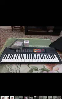 فروش ارگ f51 و یک تار با صدای شنیدنی و طنین عالی