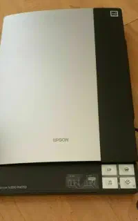 اسکنر اپسون v200