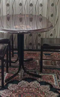 میز و صندلی نهار خوری سه نفره در حد نونو
