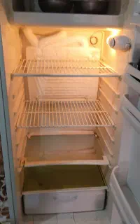 یخچال تر و تمیز