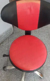 ۲عدد صندلی چرخدار جک دار