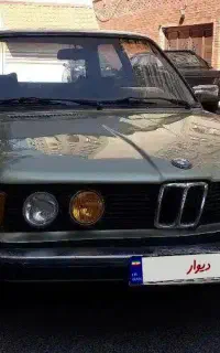 بی ام و ۳۲۰