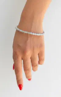 بنگل زنانه مدل خاویاری رنگ نقره ای