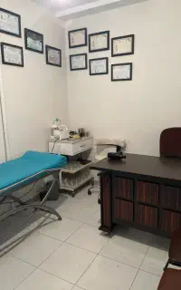 حجامت، بادکش، فصد خون، زالو درمانی، طب سوزنی