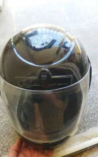 کلاه کاسکت درحد نو