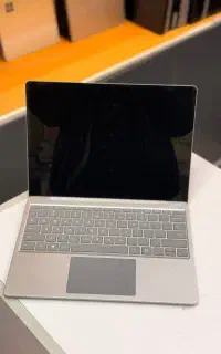 Microsoft Surface Laptop Go 1