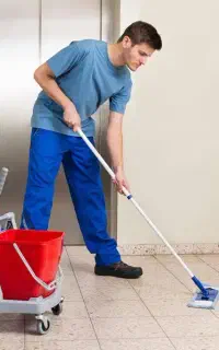 استخدام خانم مجرد نظافتچی و خدماتی