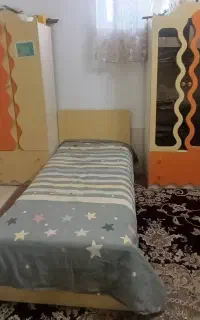 تخت وکمد