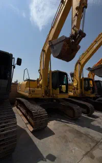 بیل مکانیک ۲۲۰ خط ۷ مدل ۲۰۰۸
