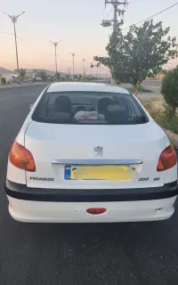 ۲۰۶ اس دی مدل۹۳ V8