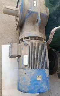 دینام گیربکس 148 دور 22 کیلو وات الکتروموتور