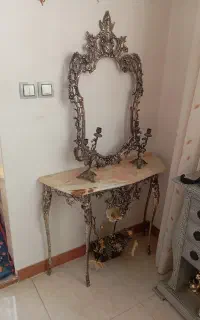 آیینه و شعمدان