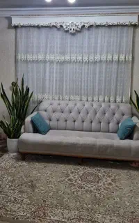 دوعدد پرده ۱۷۰ و پرده ۲۴۰ همراه با کتیبه والان
