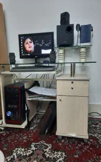 فروش کامپیوتر کامل با میز