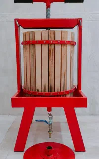 آبمیوه گیر، لردگیر فشاری دستی ۳۰ لیتری