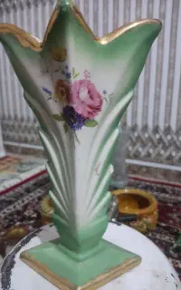 گلدان قدیمی