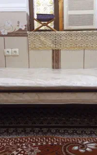 تخت خواب تک نفره آهنی گلدار بدون تشک