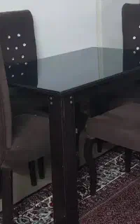 میز و صندلی