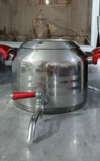سماور دسته قرمز