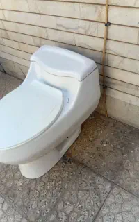 توالت فرنگی درحدنو