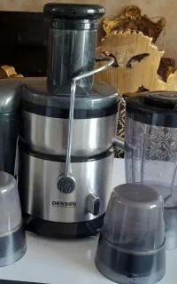 آبمیوه گیری Dessini