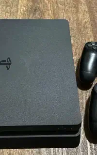 پی‌اس فور  PS4