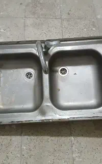 سینگ ظرفشویی با شیر