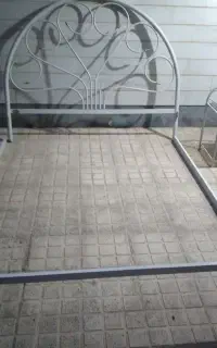 تخت فلزی 2 نفره رنگ سفید سالم