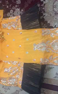 لباس محلی وکفش