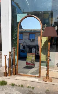 آینه قدی تاج دار چوبی(چوب نراد روس وارداتی)