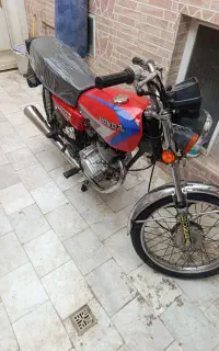 موتور جترو۱۲۵پلاک قدیم