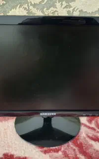 مانیتور سامسونگ سالم