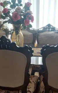 میز ناهارخوری ۸ نفره با قیمت استثنایی