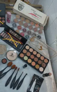 لوازم آرایشی بهداشتی مروان خیر