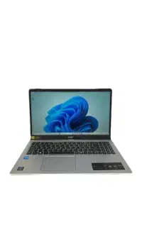 لپتاپ ایسر با صفحه نمایش FULL HD بسیار تمیز